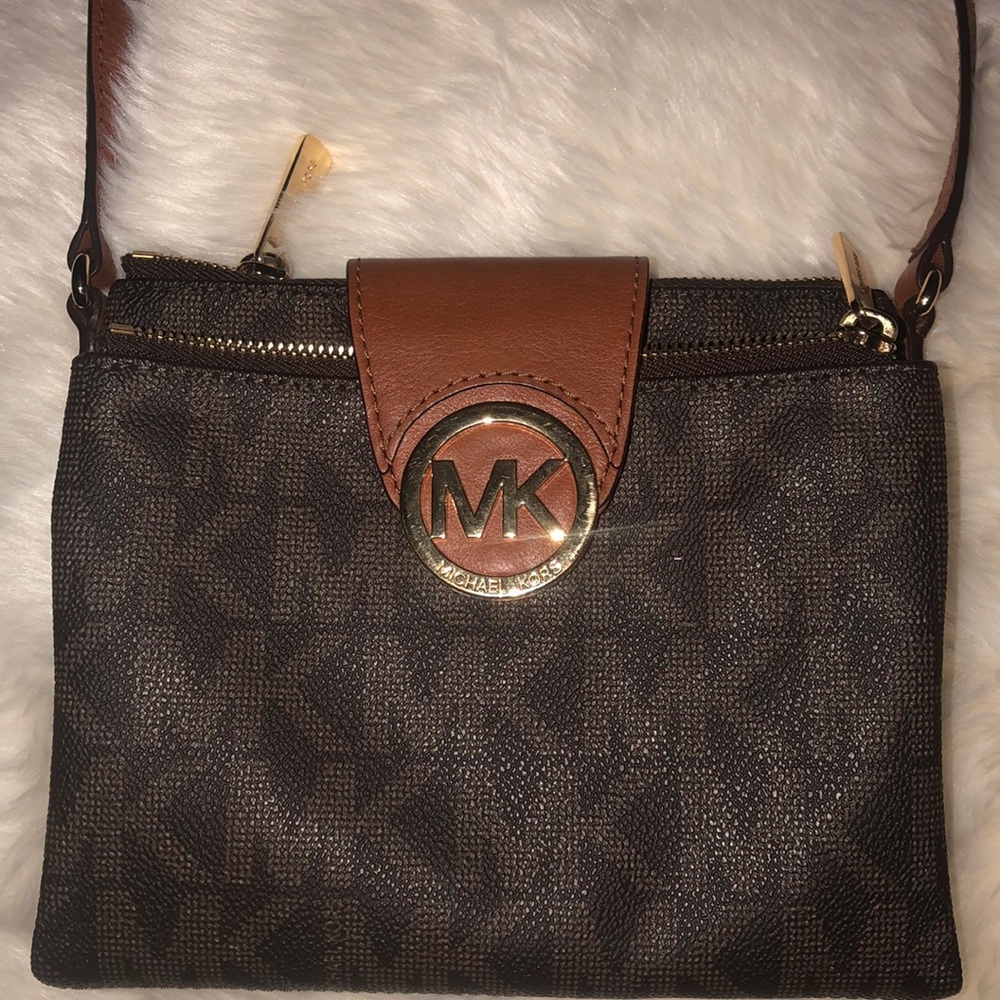Michae Kors Cross body